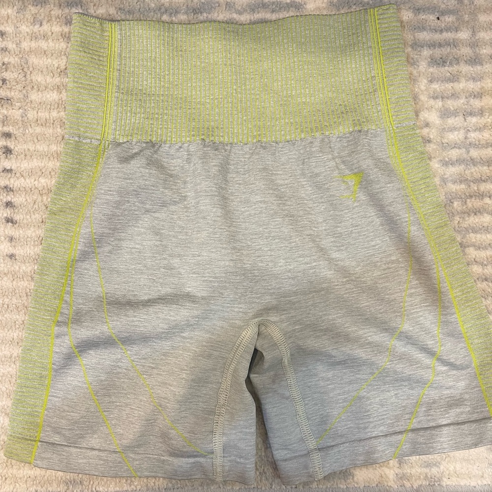 Gymshark biker shorts size small